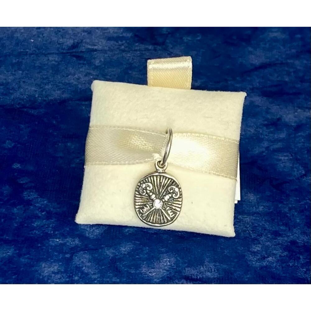 Waxing Poetic Vital Spark Keys Charm - image 3